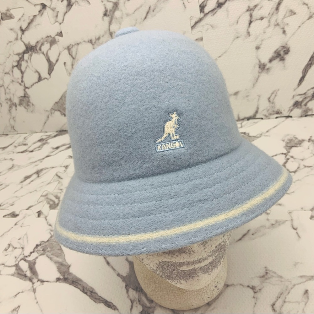 Men's Kangol Stripe Sky | White Casual Bucket Hats NWT
